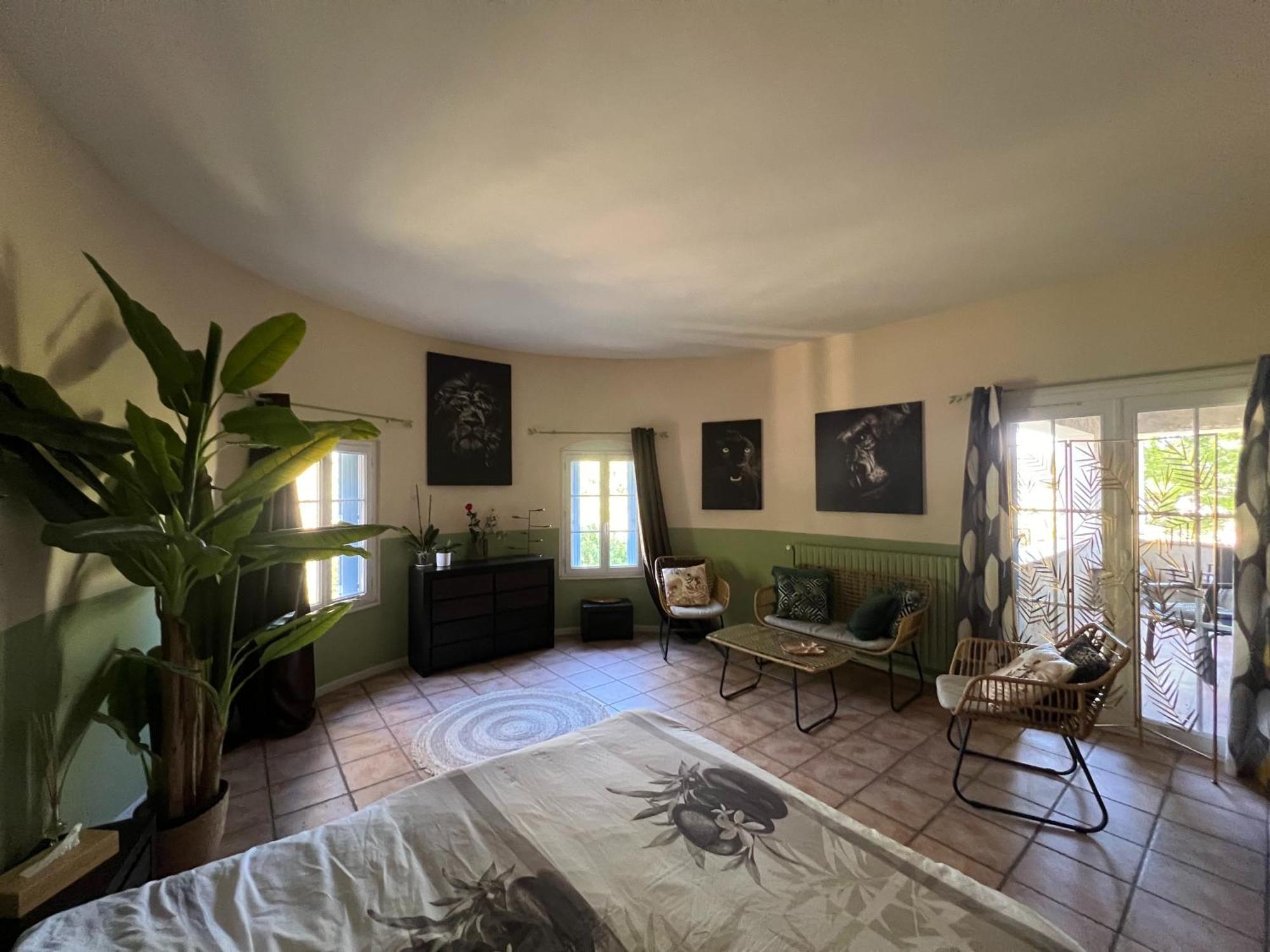 Bastide Du Bonheur Saint Donat Bed & Breakfast Greoux-les-Bains Exterior photo